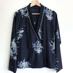 ZARA Woman Navy Floral Mulberry Silk Kimono Blouse